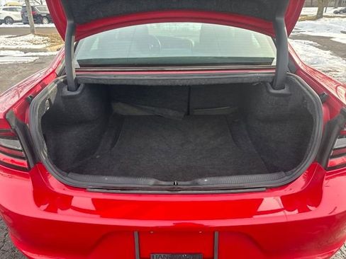 Used 2017 Dodge Charger SE image 21