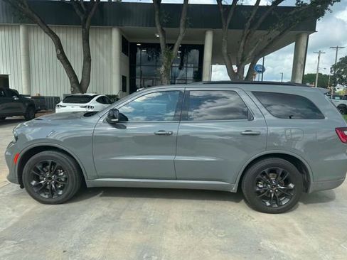 Used 2023 Dodge Durango GT RWD image 1