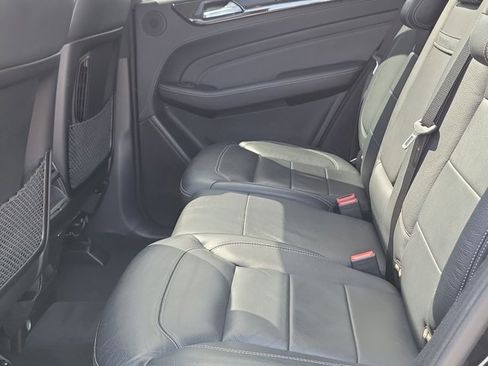 Used 2015 Mercedes-Benz ML 400 4MATIC image 16