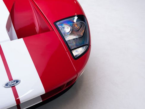 Used 2005 Ford GT image 9