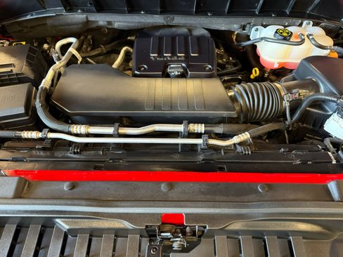 Used 2023 Chevrolet Silverado 1500 LT image 26