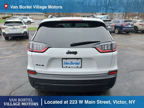 Used 2023 Jeep Cherokee Altitude Lux AWD/4WD image 6