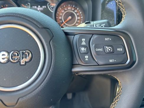 Used 2024 Jeep Wrangler Unlimited Sport AWD/4WD image 33