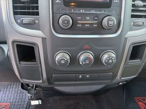 Used 2013 RAM 1500 Express RWD image 26