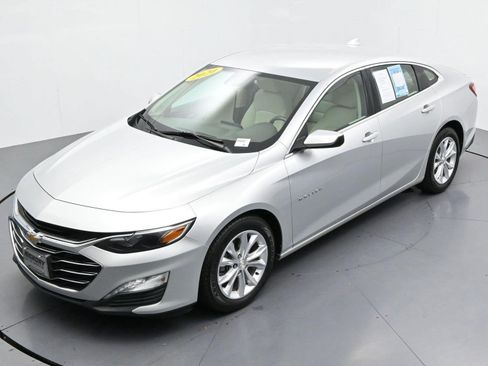 Used 2020 Chevrolet Malibu LT w/ Leather Package FWD image 36