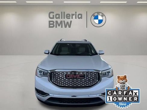 Used 2019 GMC Acadia Denali w/ Technology Package FWD image 3
