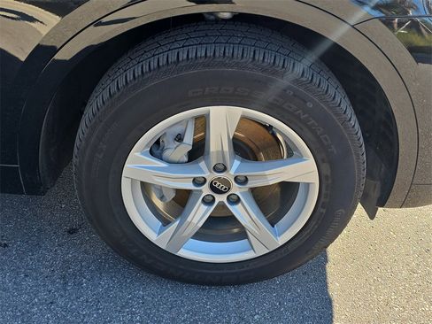 Used 2022 Audi Q5 2.0T Premium w/ Convenience Package image 13