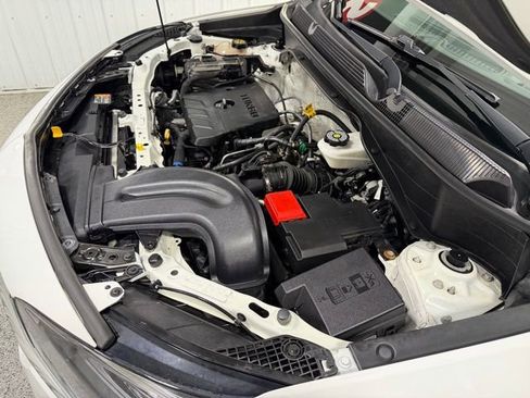 Used 2020 Buick Encore GX Preferred w/ Cold Weather Comfort Package AWD/4WD image 23