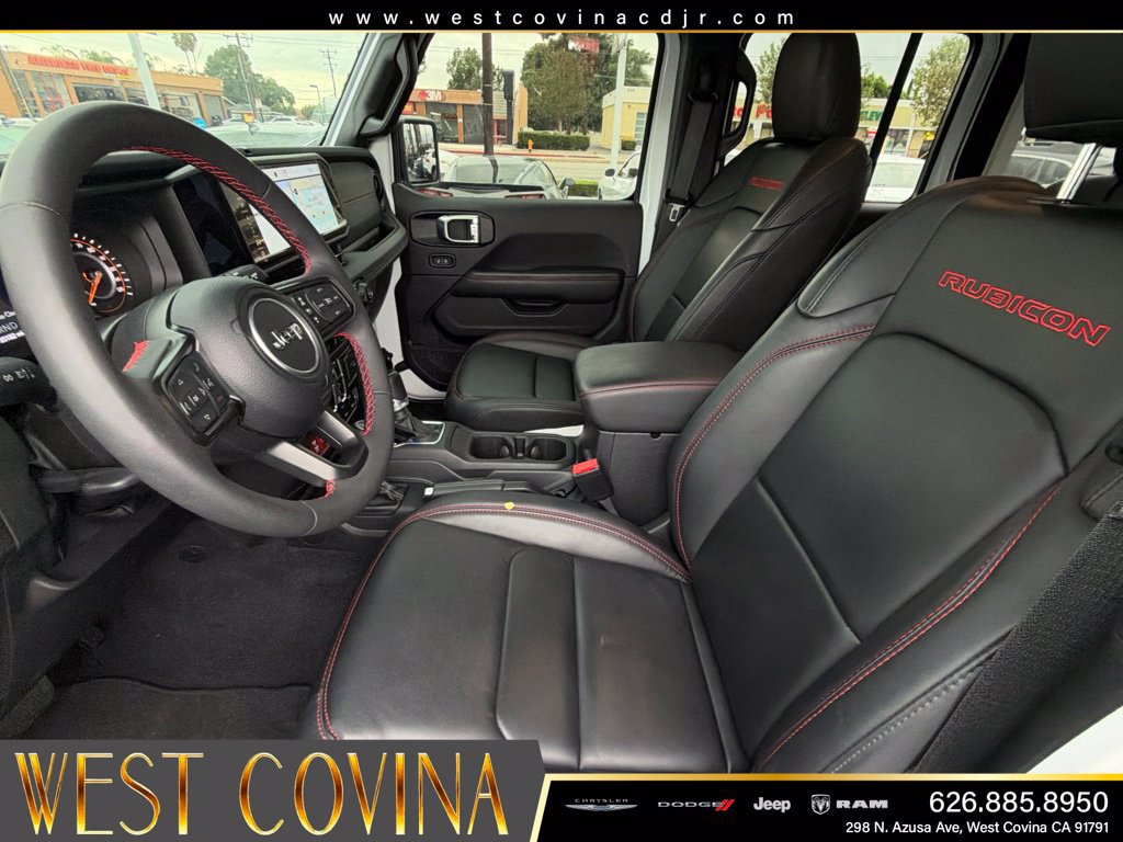 Used 2024 Jeep Wrangler Unlimited Rubicon AWD/4WD image 15