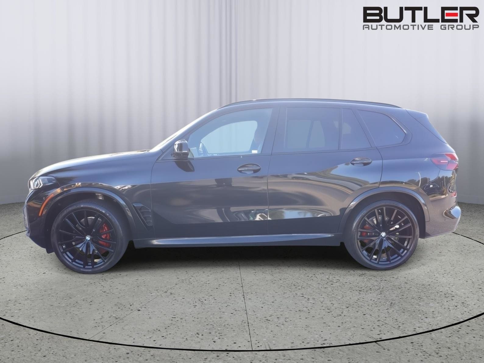 Used 2024 BMW X5 sDrive40i w/ Executive Package RWD image 3