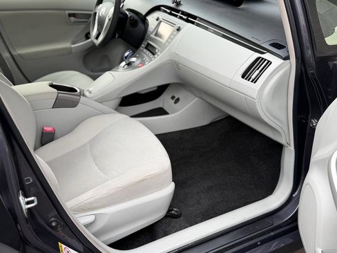 Used 2012 Toyota Prius Two image 53