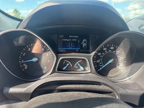 Used 2013 Ford Escape Titanium w/ Parking Technology Pkg AWD/4WD image 20