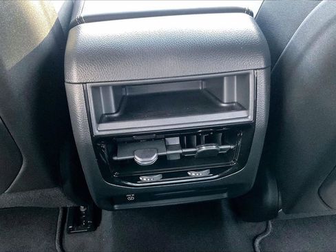 New 2026 Jeep Grand Cherokee Limited image 17