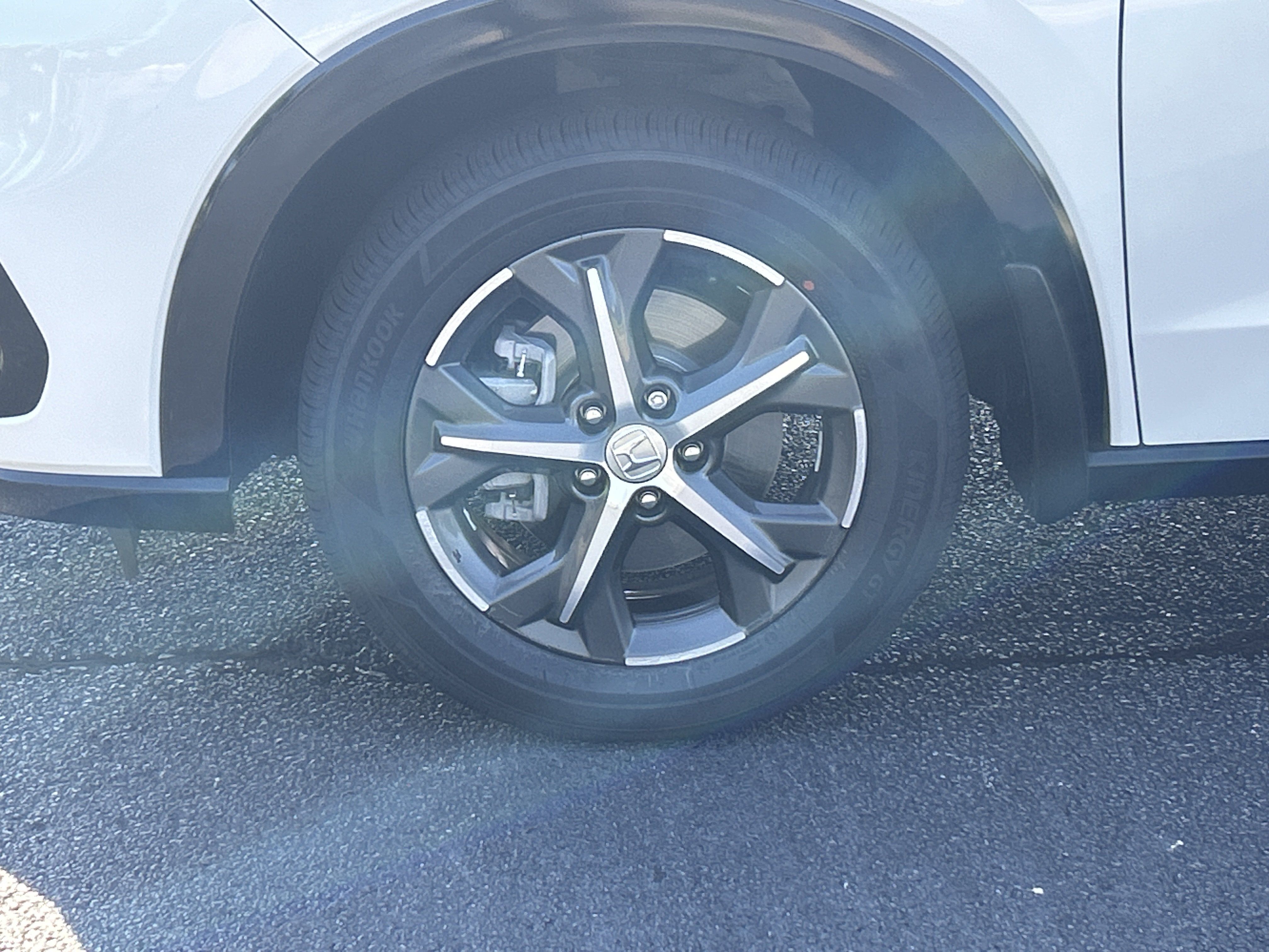 Certified 2025 Honda HR-V EX-L image 32