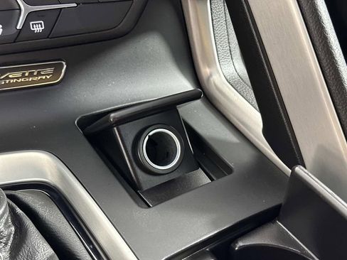 Used 2016 Chevrolet Corvette Stingray Coupe w/ Battery Protection Package image 17