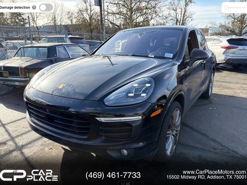 Used 2017 Porsche Cayenne S image 1