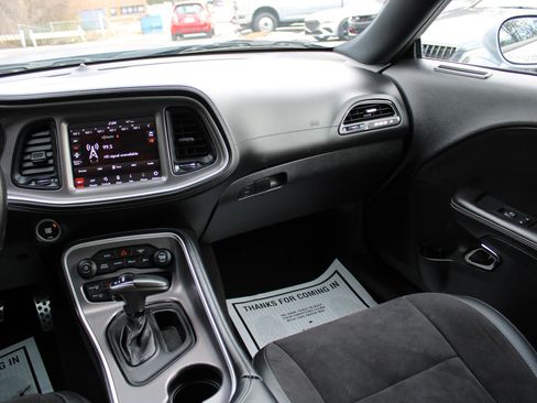 Used 2022 Dodge Challenger R/T Scat Pack image 17