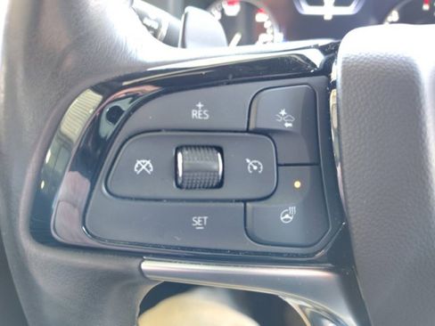 Used 2023 Buick Enclave Premium w/ Experience Buick Package image 30