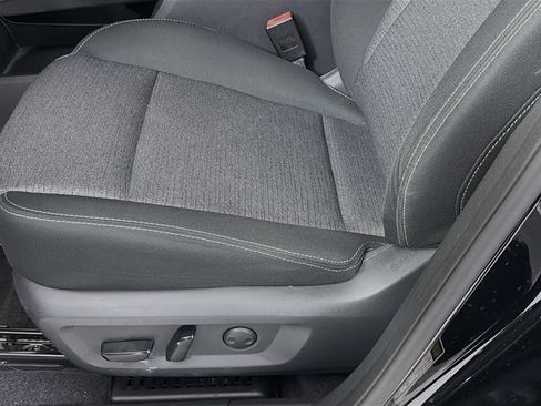 Used 2022 Nissan Rogue SV FWD image 21