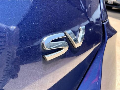 Used 2019 Nissan Rogue SV FWD image 9