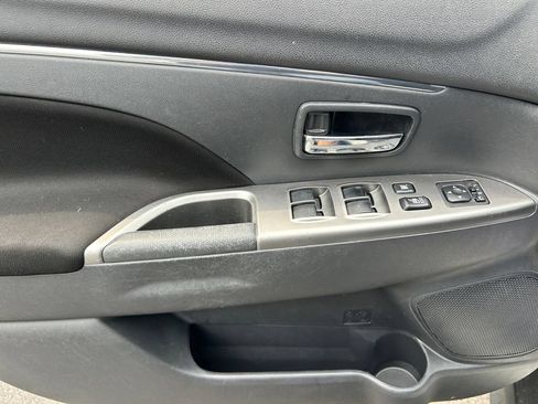 Used 2021 Mitsubishi Outlander Sport SE AWD/4WD image 26