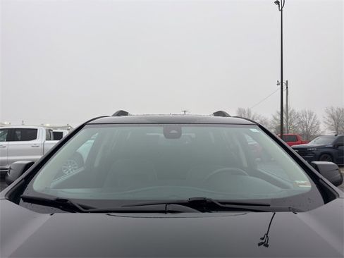 Used 2017 GMC Acadia Denali w/ Technology Package image 25