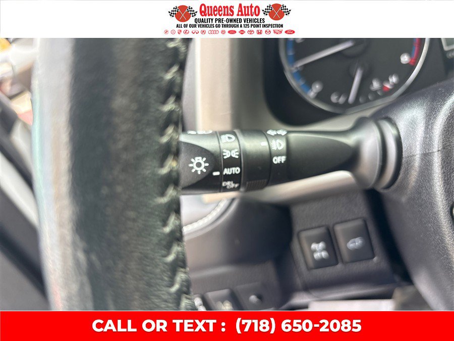 Used 2017 Toyota RAV4 Limited AWD/4WD image 22