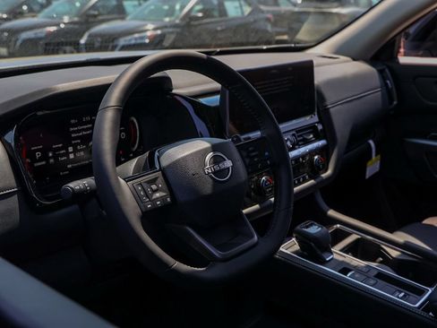 New 2026 Nissan Pathfinder SL FWD image 14