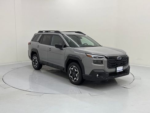 New 2026 Subaru Outback Touring image 8