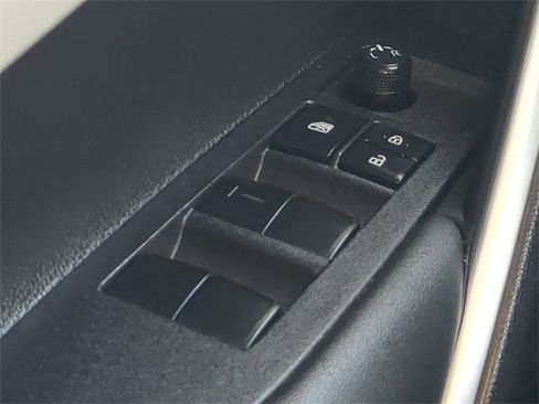 Certified 2026 Toyota Corolla Cross L image 22