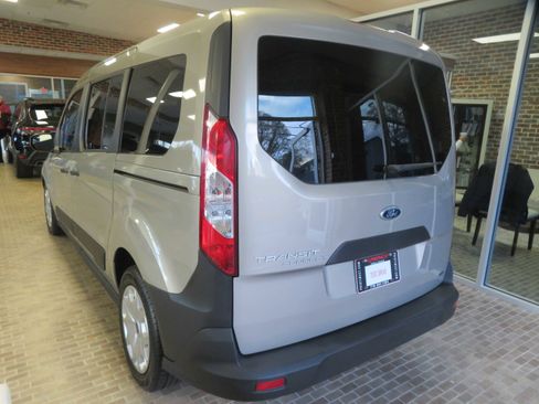 Used 2016 Ford Transit Connect XL image 6