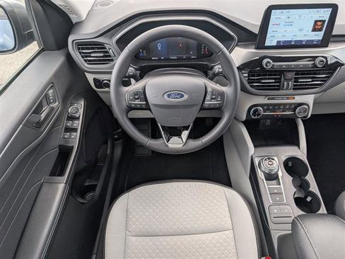 Used 2024 Ford Escape Active image 8