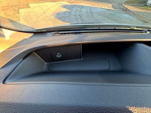 New 2026 Ford Transit 250 148 Medium Roof Extended AWD w/ Load Area Protection Package image 26