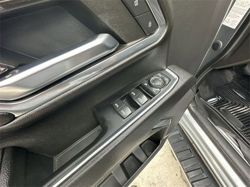 Used 2024 Chevrolet Silverado 3500 LT w/ Convenience Package image 15