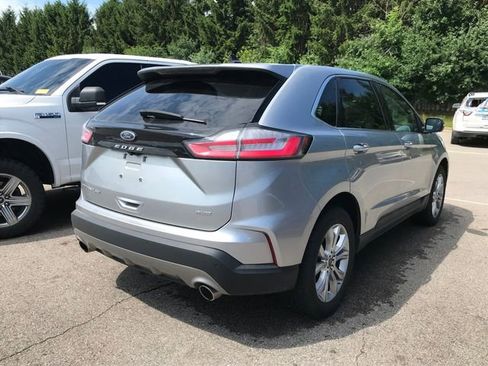 Used 2024 Ford Edge Titanium AWD/4WD image 2