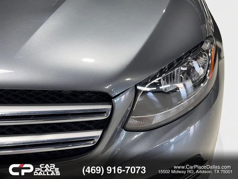 Used 2018 Mercedes-Benz GLC 300 w/ Premium Package image 43