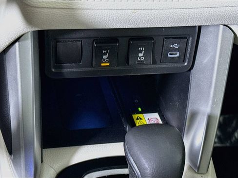 Certified 2023 Toyota Corolla Cross XLE w/ Convenience Package AWD/4WD image 12