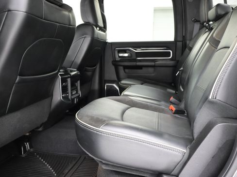 Used 2022 RAM 2500 Laramie AWD/4WD image 9
