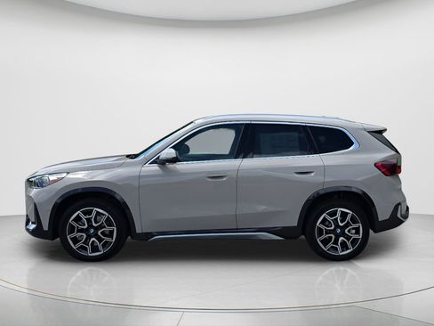 New 2026 BMW X1 xDrive28i AWD/4WD image 8