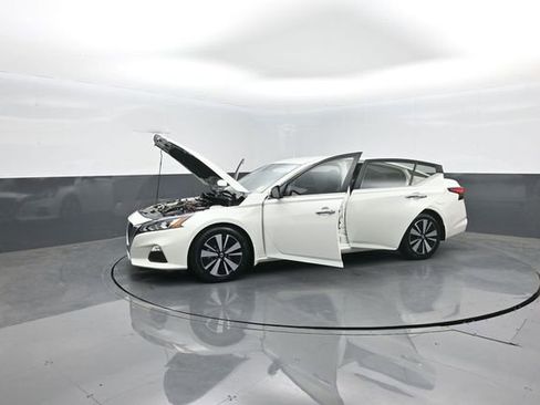 Used 2022 Nissan Altima 2.5 SV FWD image 33
