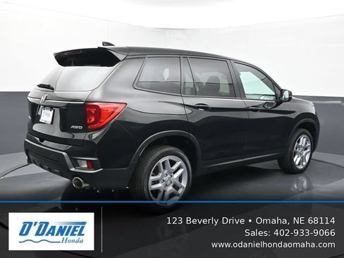 Used 2024 Honda Passport EX-L image 6