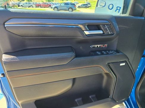 Used 2022 GMC Sierra 1500 AT4 AWD/4WD image 13