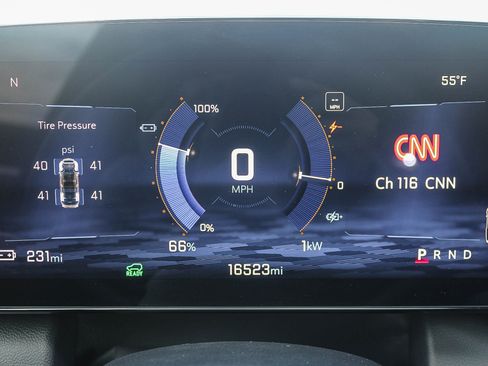 Used 2025 Chevrolet Equinox EV RS image 24