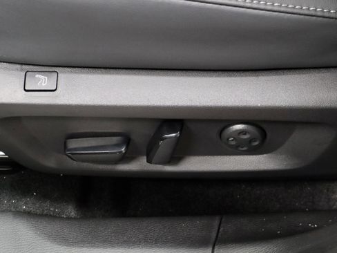 New 2025 Mitsubishi Outlander SEL Black Edition image 17