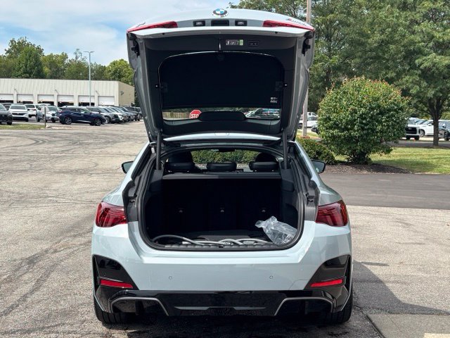 Certified 2026 BMW i4 M60 AWD/4WD image 33