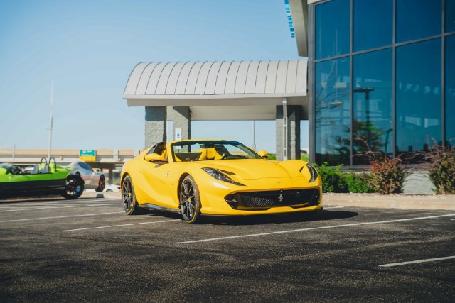 Used 2023 Ferrari 812 GTS RWD image 37