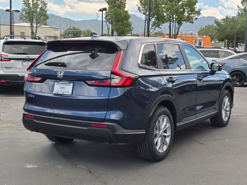 Used 2025 Honda CR-V EX-L image 3