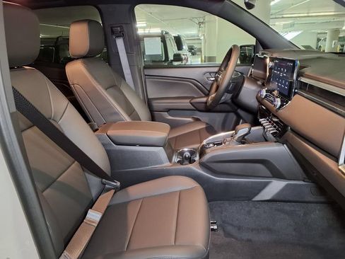 New 2026 GMC Canyon Elevation w/ LPO, Sports Bar Package RWD image 6