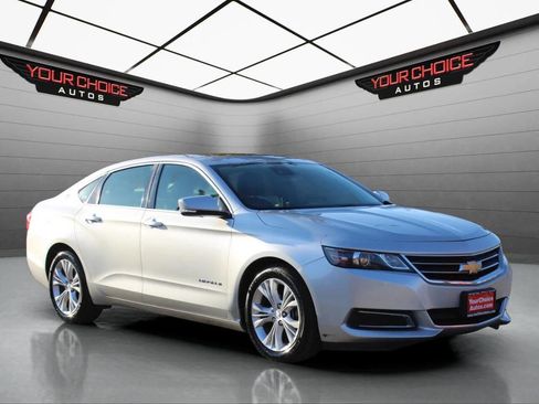 Used 2015 Chevrolet Impala LT w/ Convenience Package image 3