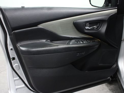 Used 2015 Nissan Murano Platinum w/ Platinum Technology Package image 11